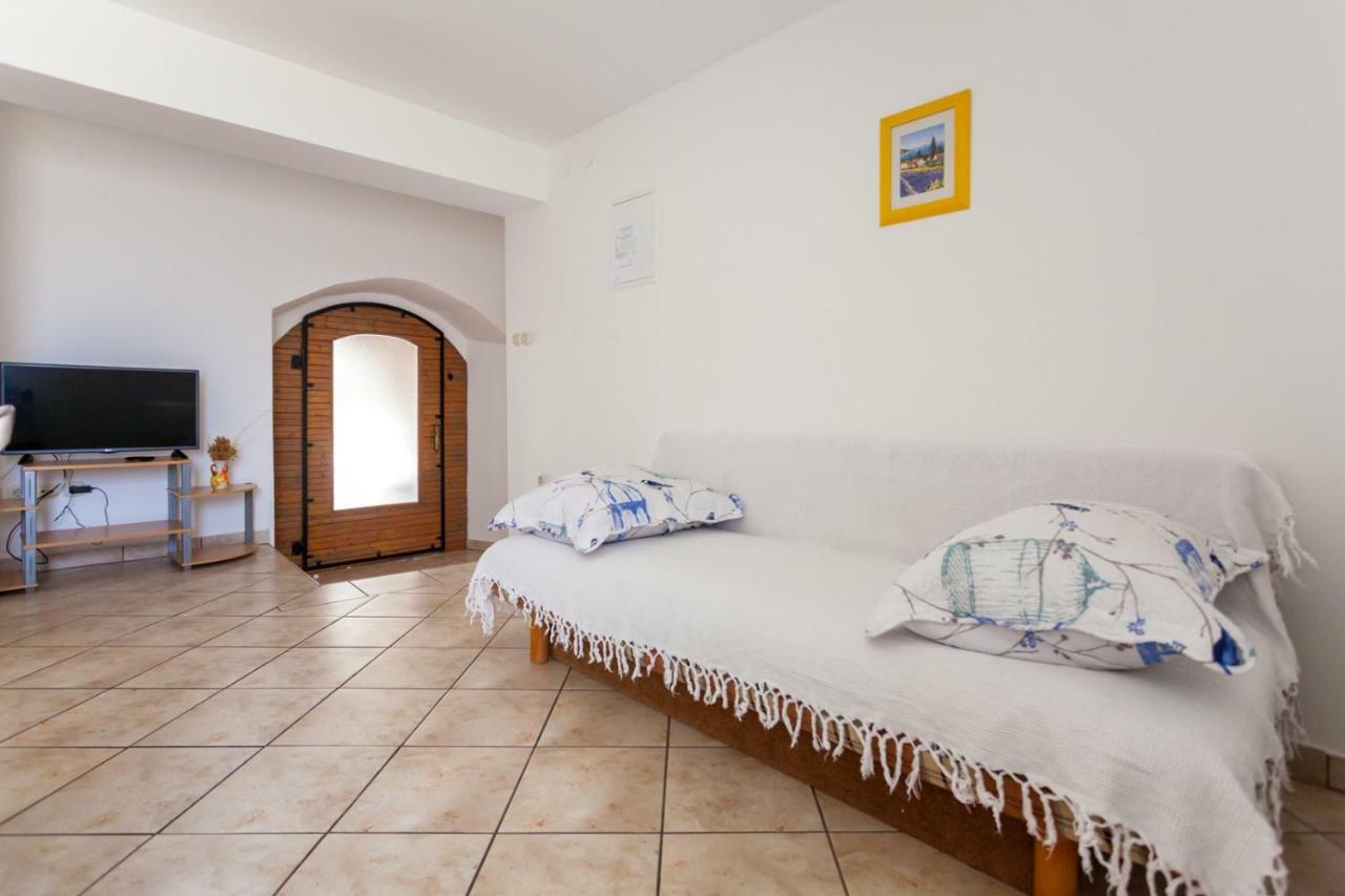Marina Apartman Malinska Kültér fotó